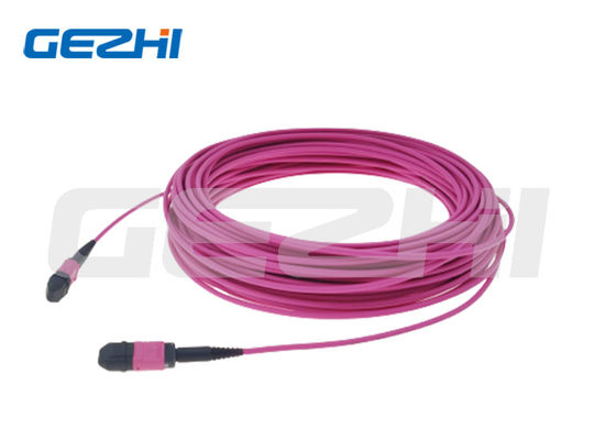 購入 パーソナライズされた長さ MPO OM4 パッチケーブル データセンター接続のための低挿入損失 オンライン製造